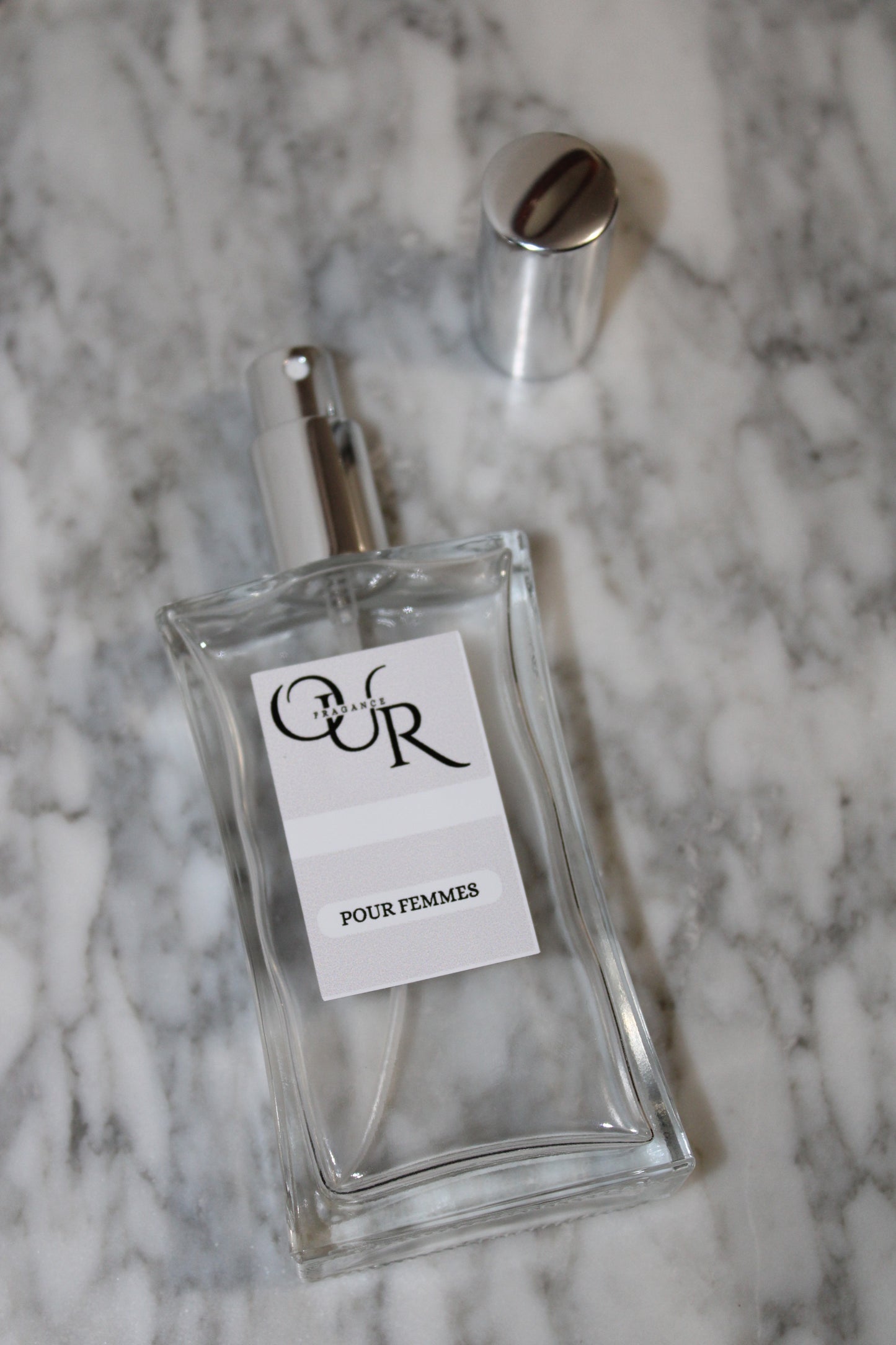 01 - Recuerda a YSL Black Opium
